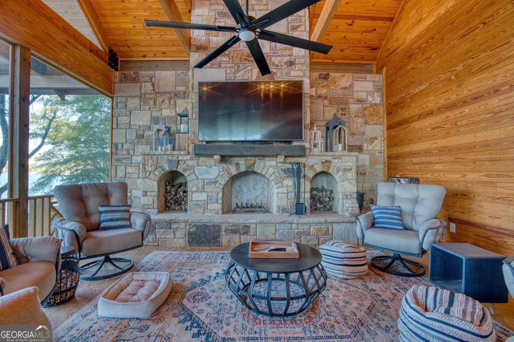 144 Fernwood Leesburg, AL 35983
