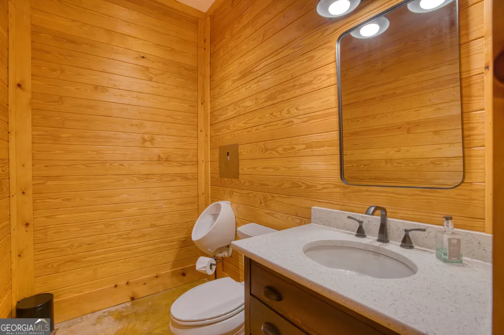 144 Fernwood Leesburg, AL 35983