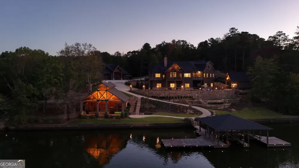 144 Fernwood Leesburg, AL 35983