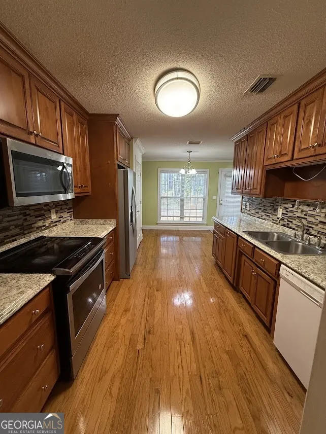3833 Chris Circle Valdosta, GA 31605