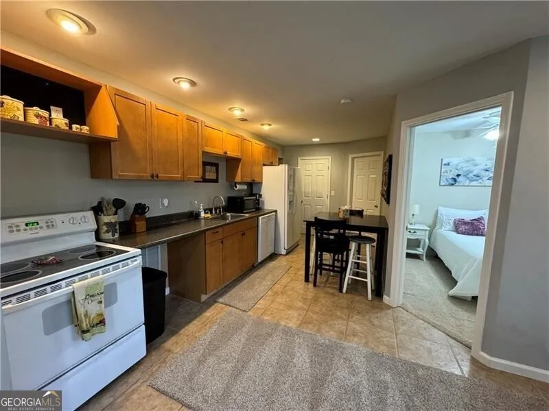 415 Holland Springs DR Powder Springs, GA 30127