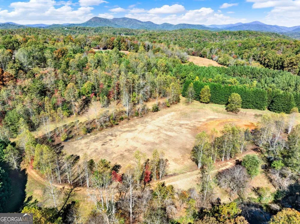 134 Elkmont DR Dahlonega, GA 30533