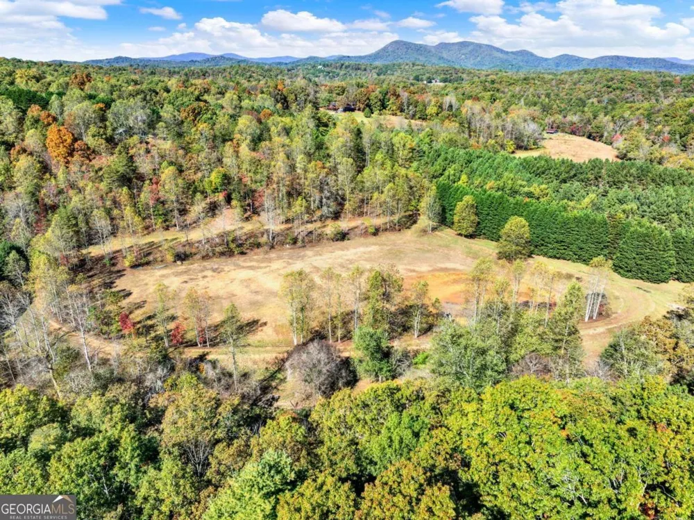 134 Elkmont DR Dahlonega, GA 30533