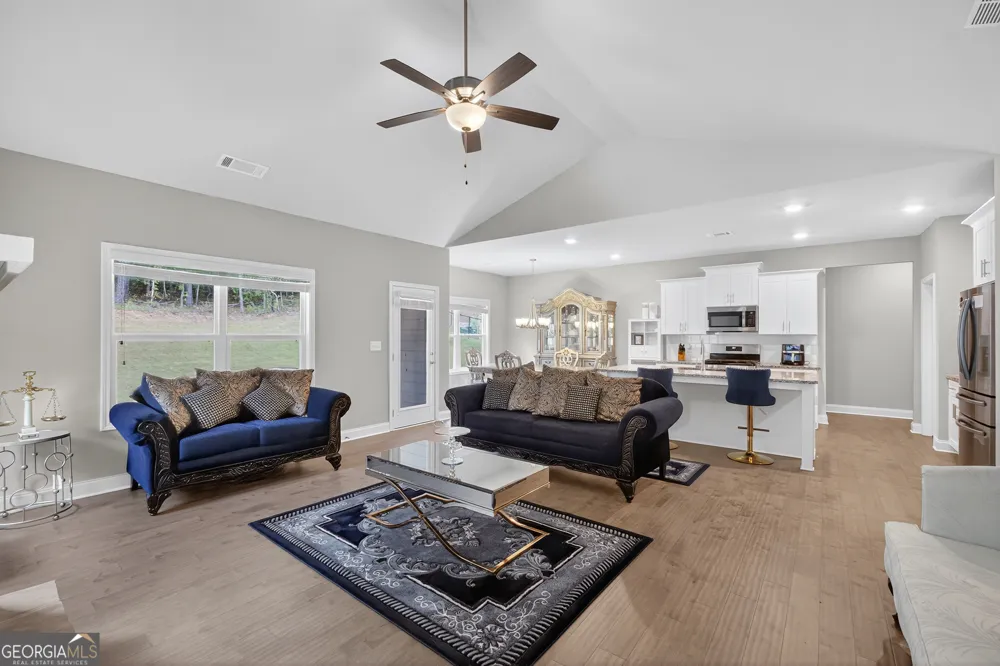 8325 Loch Lomand LN Winston, GA 30187