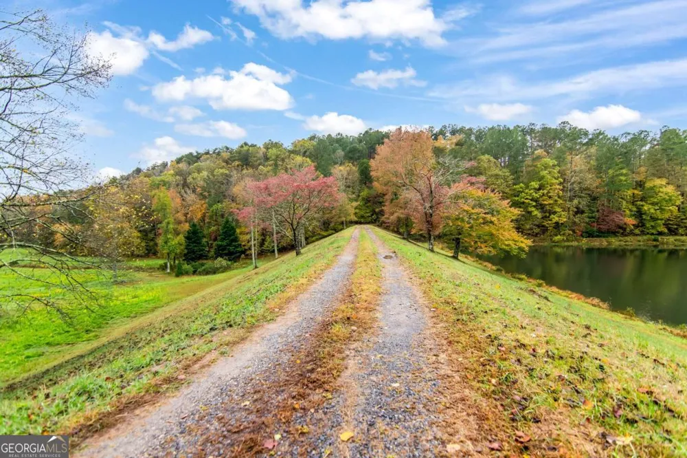 5618 Highway 52 Dawsonville, GA 30534