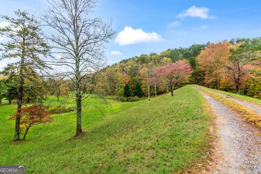 5618 Highway 52 Dawsonville, GA 30534