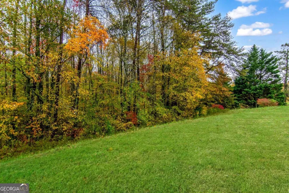 5618 Highway 52 Dawsonville, GA 30534