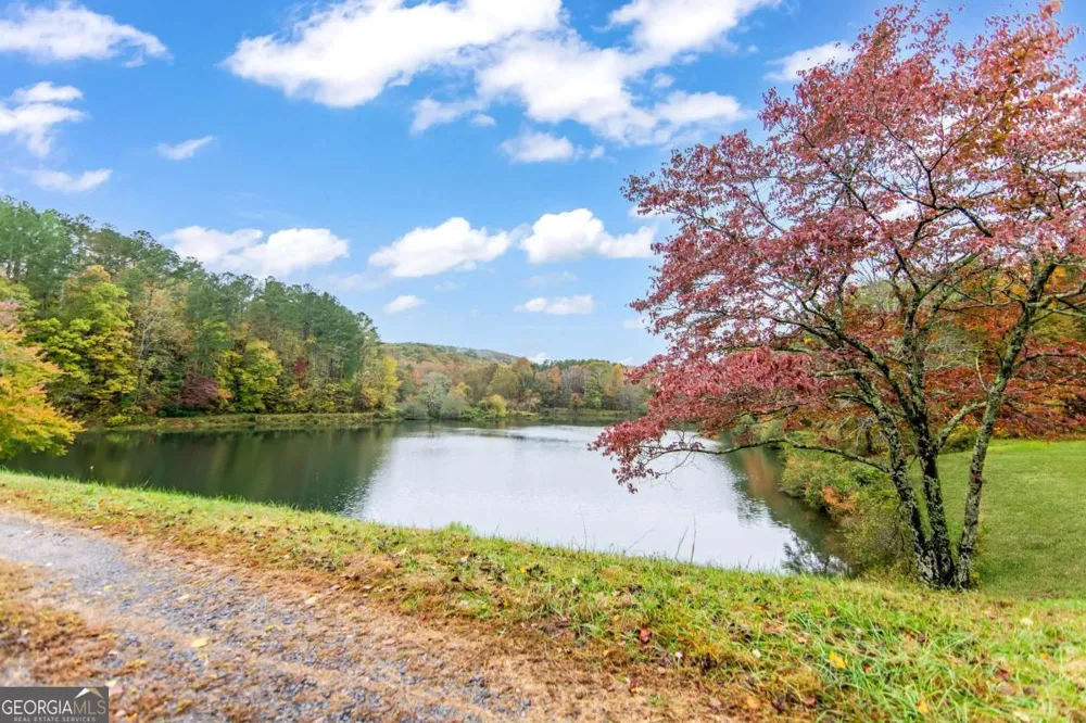 5618 Highway 52 Dawsonville, GA 30534