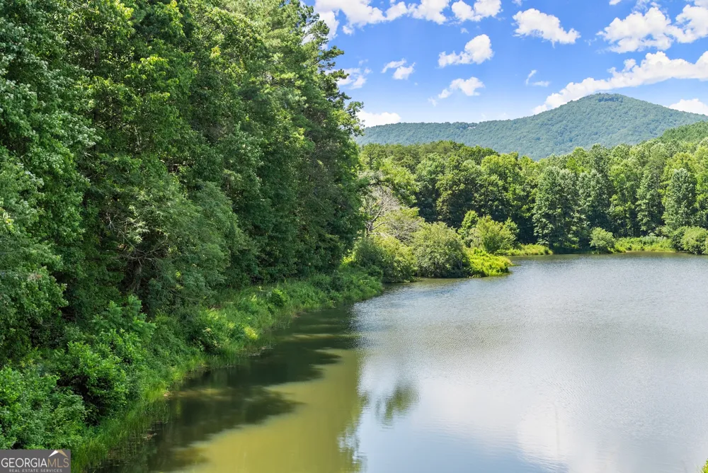 5618 Highway 52 Dawsonville, GA 30534
