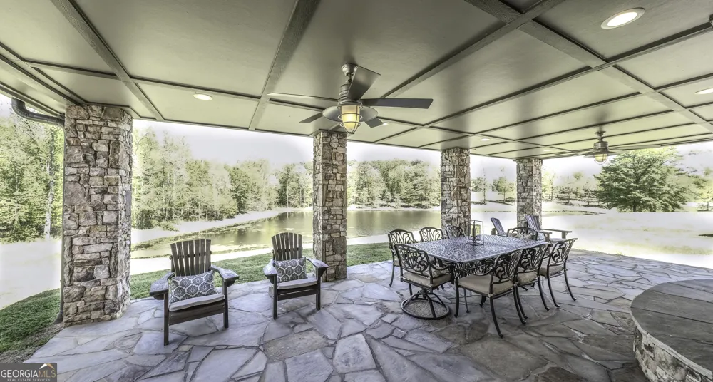 1600 Happy Hollow RD Roopville, GA 30170