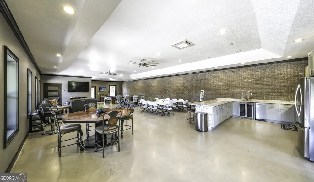 1600 Happy Hollow RD Roopville, GA 30170
