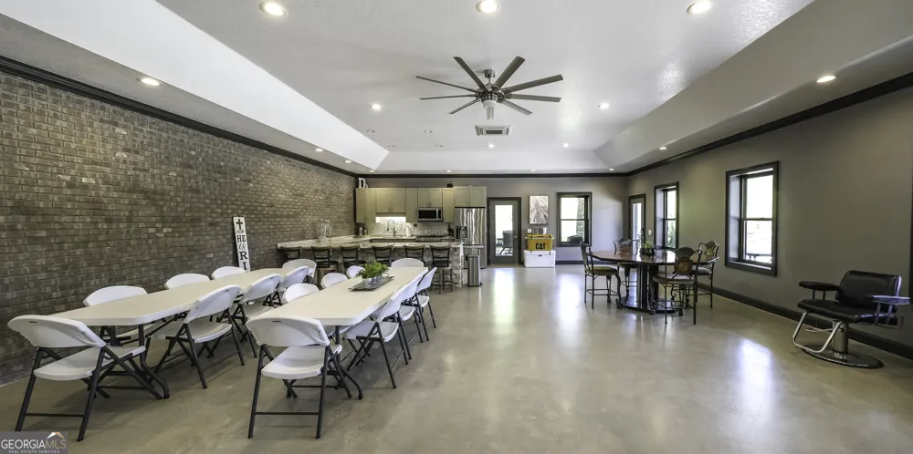 1600 Happy Hollow RD Roopville, GA 30170
