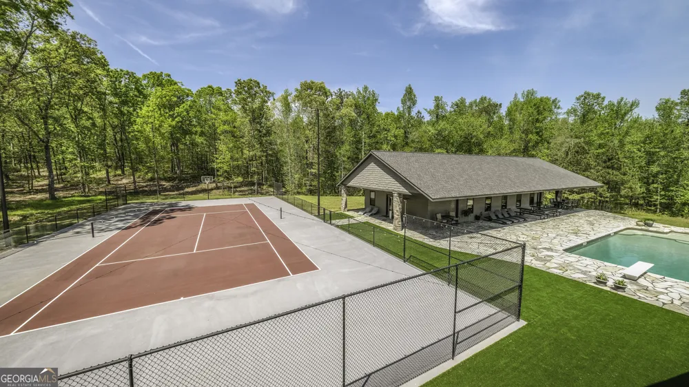 1600 Happy Hollow RD Roopville, GA 30170