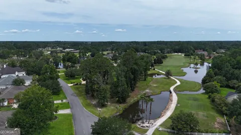 388 Oak Grove Island DR