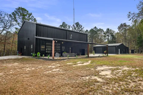 373 County road 3832