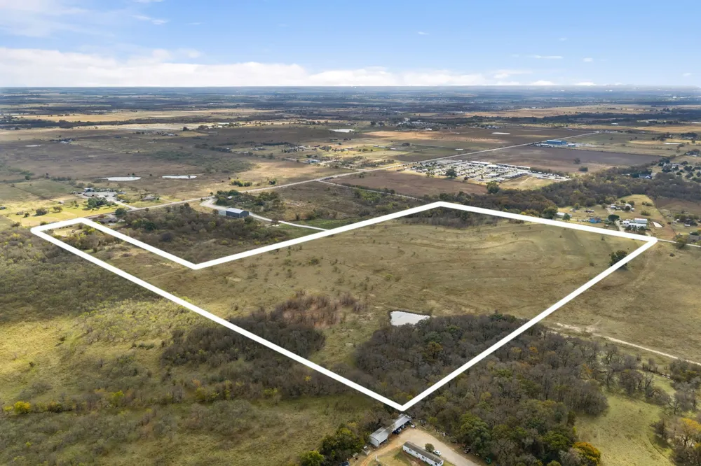 10127 FM 1385 Pilot Point, TX 76258