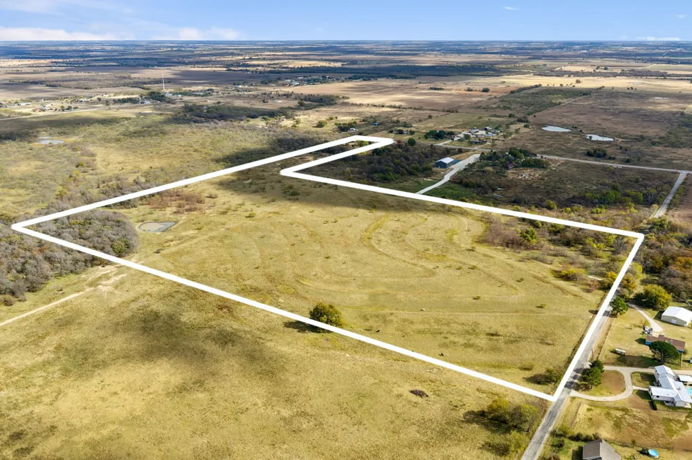 10127 FM 1385 Pilot Point, TX 76258