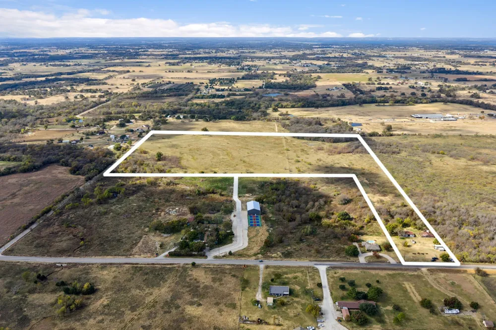 10127 FM 1385 Pilot Point, TX 76258