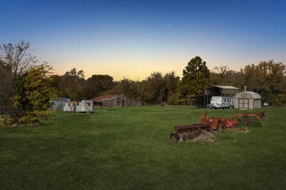 10127 FM 1385 Pilot Point, TX 76258