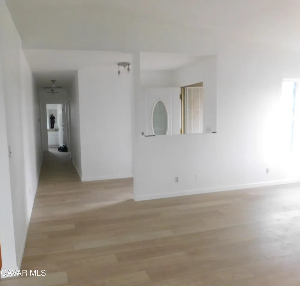 8260 Viburnum Avenue California City, CA 93505