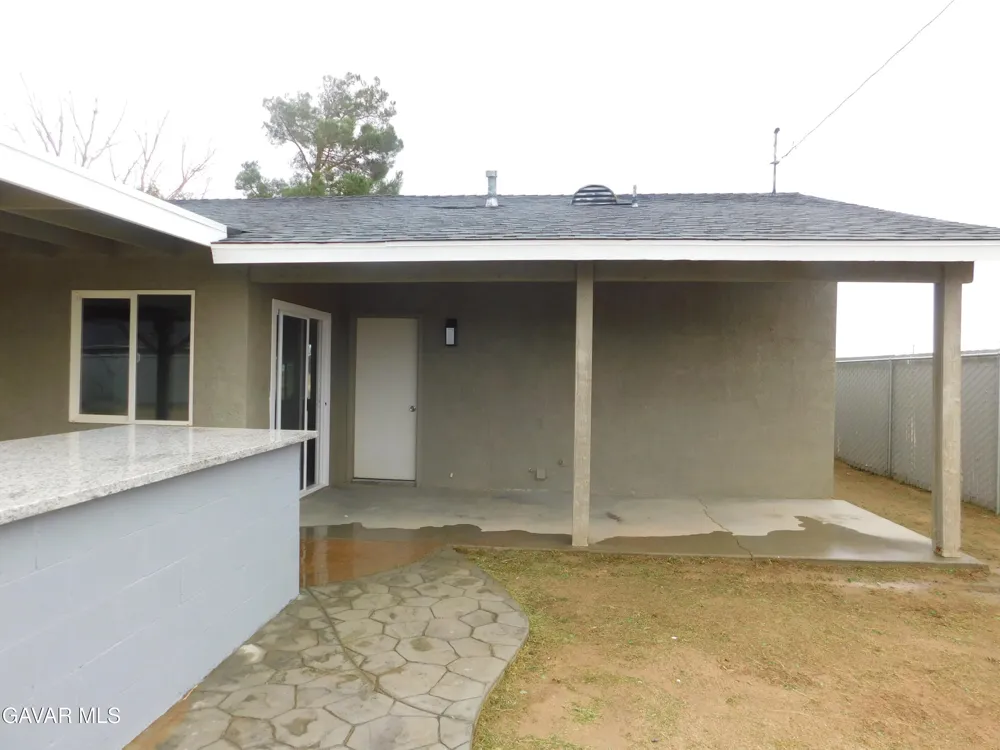 8260 Viburnum Avenue California City, CA 93505