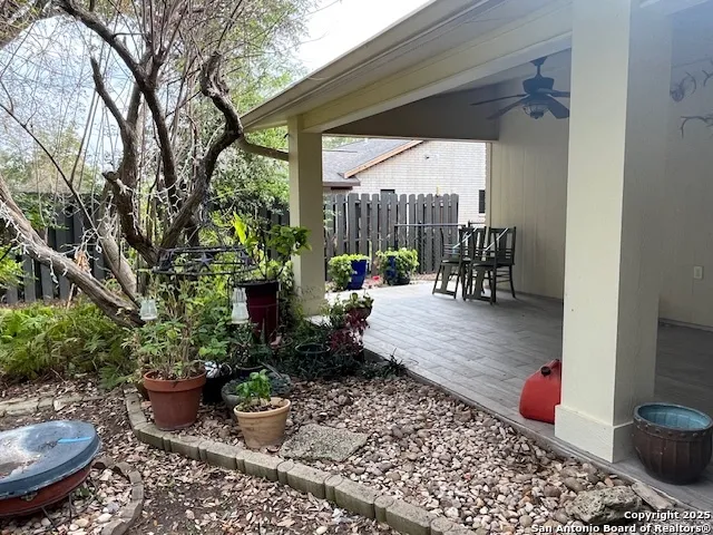1216 Mockingbird Pleasanton, TX 78064