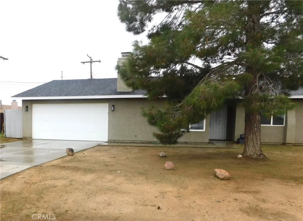 8260 Viburnum California City, CA 93505