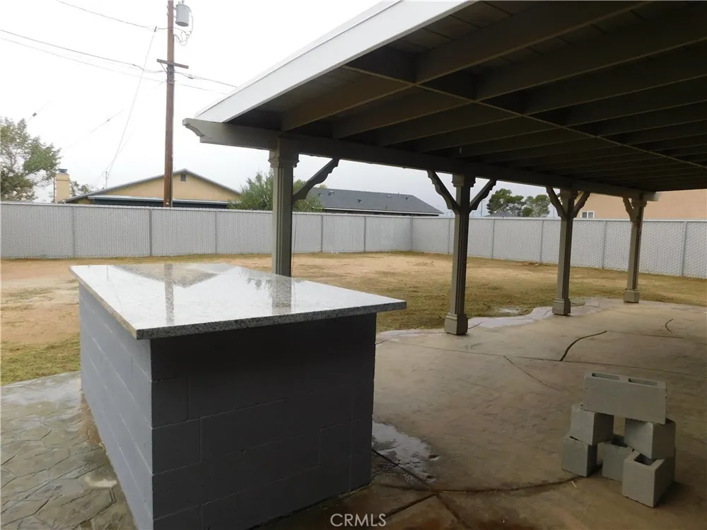 8260 Viburnum California City, CA 93505