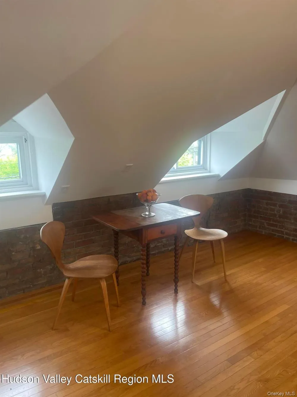 420 Warren Hudson, NY 12534