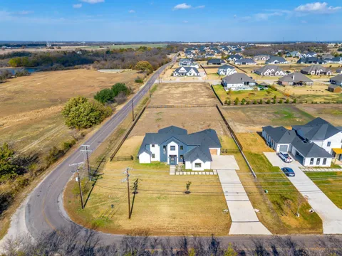 212 W Cottage Hill Parkway