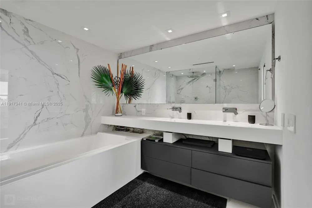 650 West Ave #PH01 Miami Beach, FL 33139