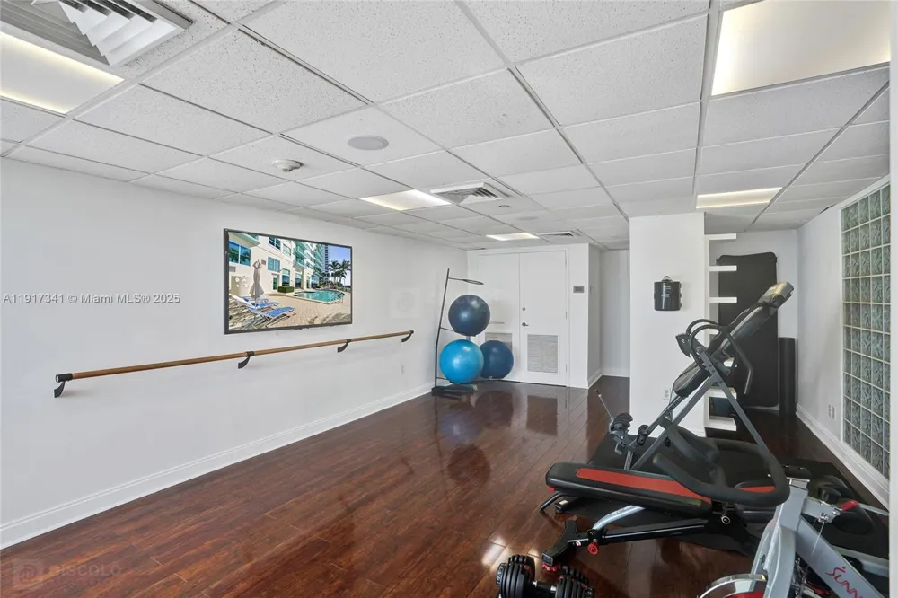 650 West Ave #PH01 Miami Beach, FL 33139