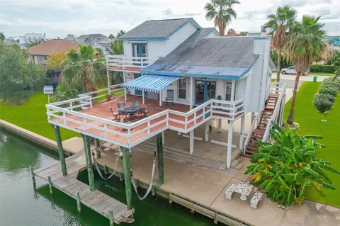 1426 Tiki Drive