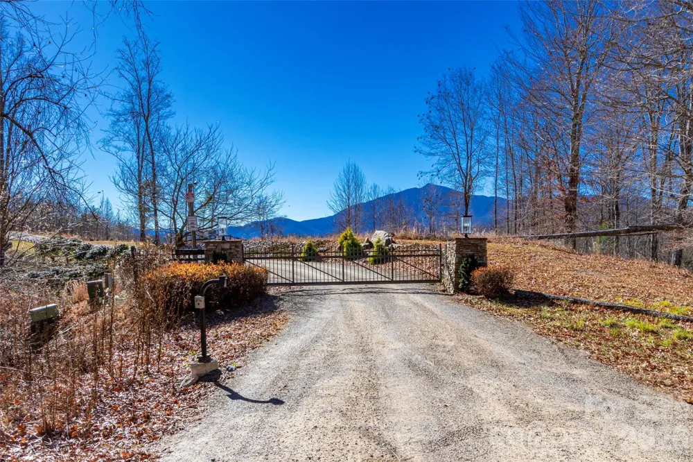 00000 High Peak Ridge #10 Green Mountain, NC 28740