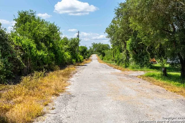 000 CR 405 Beeville, TX 78102