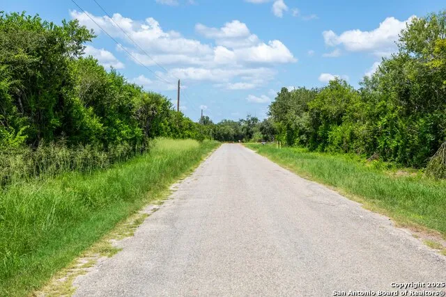000 CR 405 Beeville, TX 78102