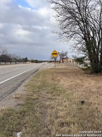 90 HIGHWAY 90 HWY Sabinal, TX 78881