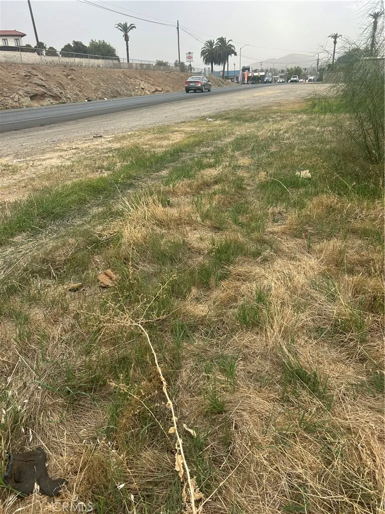 MAIN STREET Porterville, CA 93257