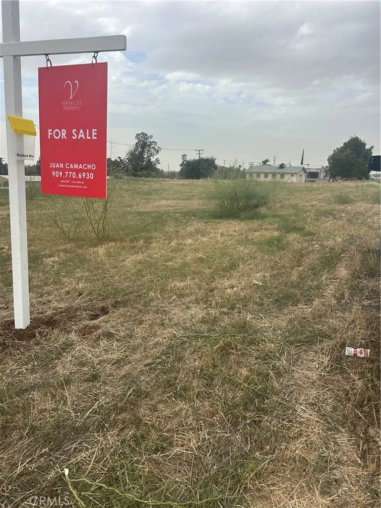MAIN STREET Porterville, CA 93257