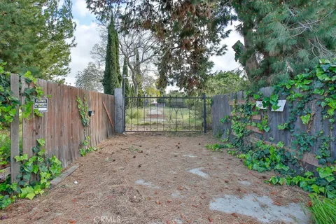 9792 Stanford Ave