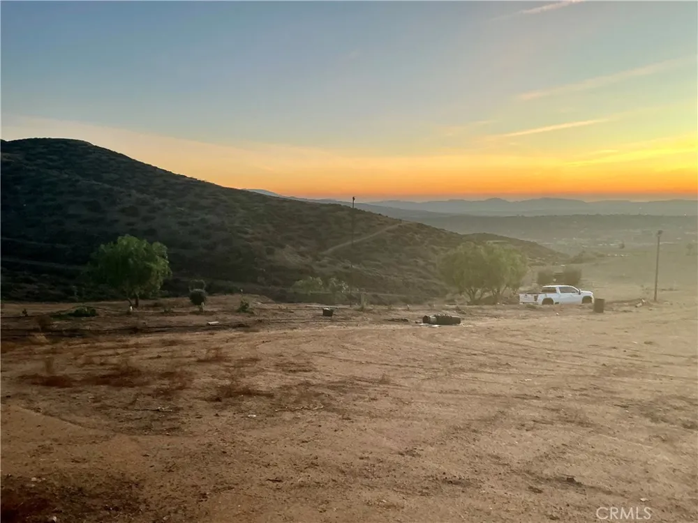 41130 Voyager Road Hemet, CA 92544