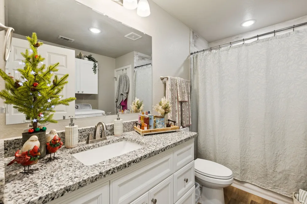 E Reno Road Reno, TX 76020