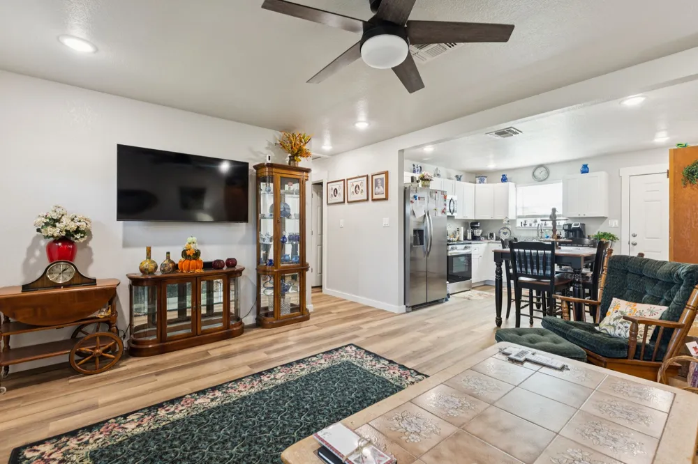 E Reno Road Reno, TX 76020
