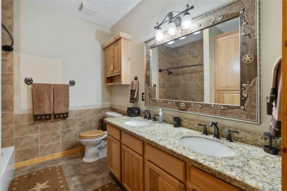 15606 Kristen Lane Willis, TX 77378