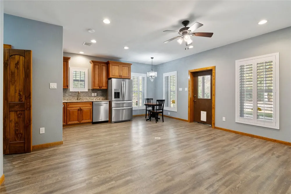 15606 Kristen Lane Willis, TX 77378