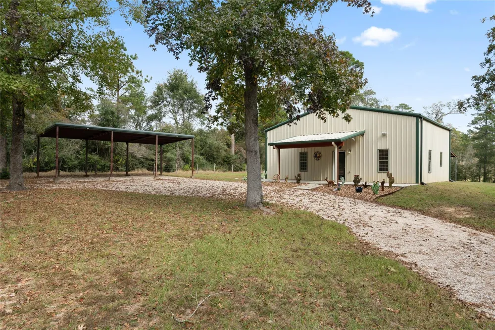 15606 Kristen Lane Willis, TX 77378