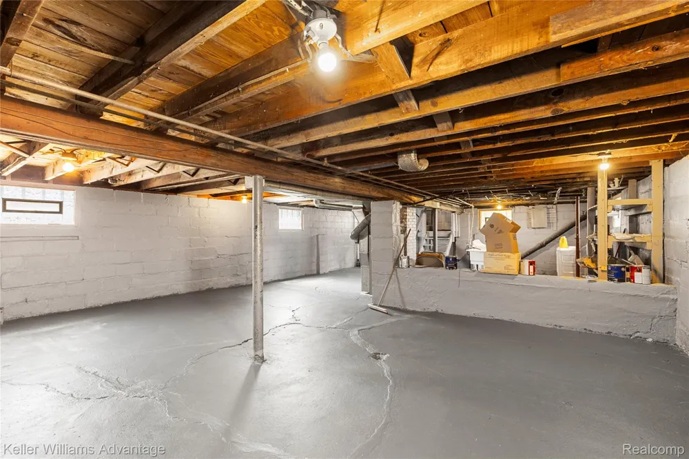 1449 Wayburn Street Grosse Pointe Park City, MI 48230