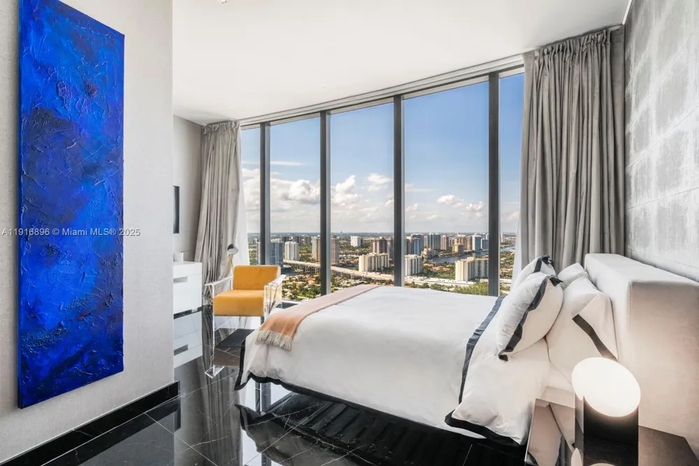 18555 Collins Ave #3505 Sunny Isles Beach, FL 33160