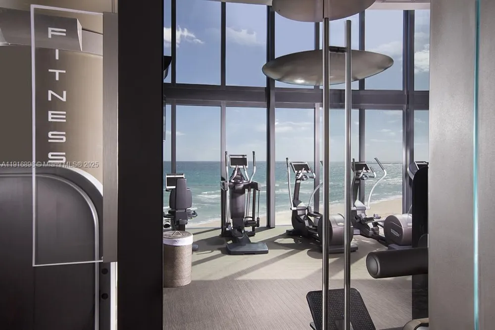 18555 Collins Ave #3505 Sunny Isles Beach, FL 33160