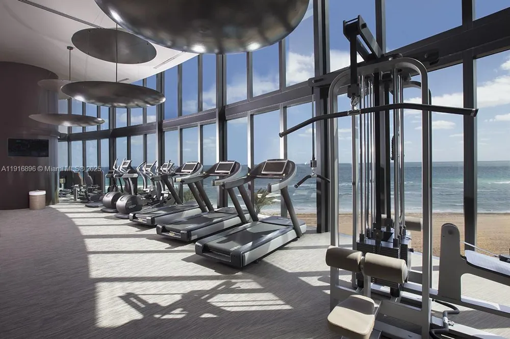 18555 Collins Ave #3505 Sunny Isles Beach, FL 33160